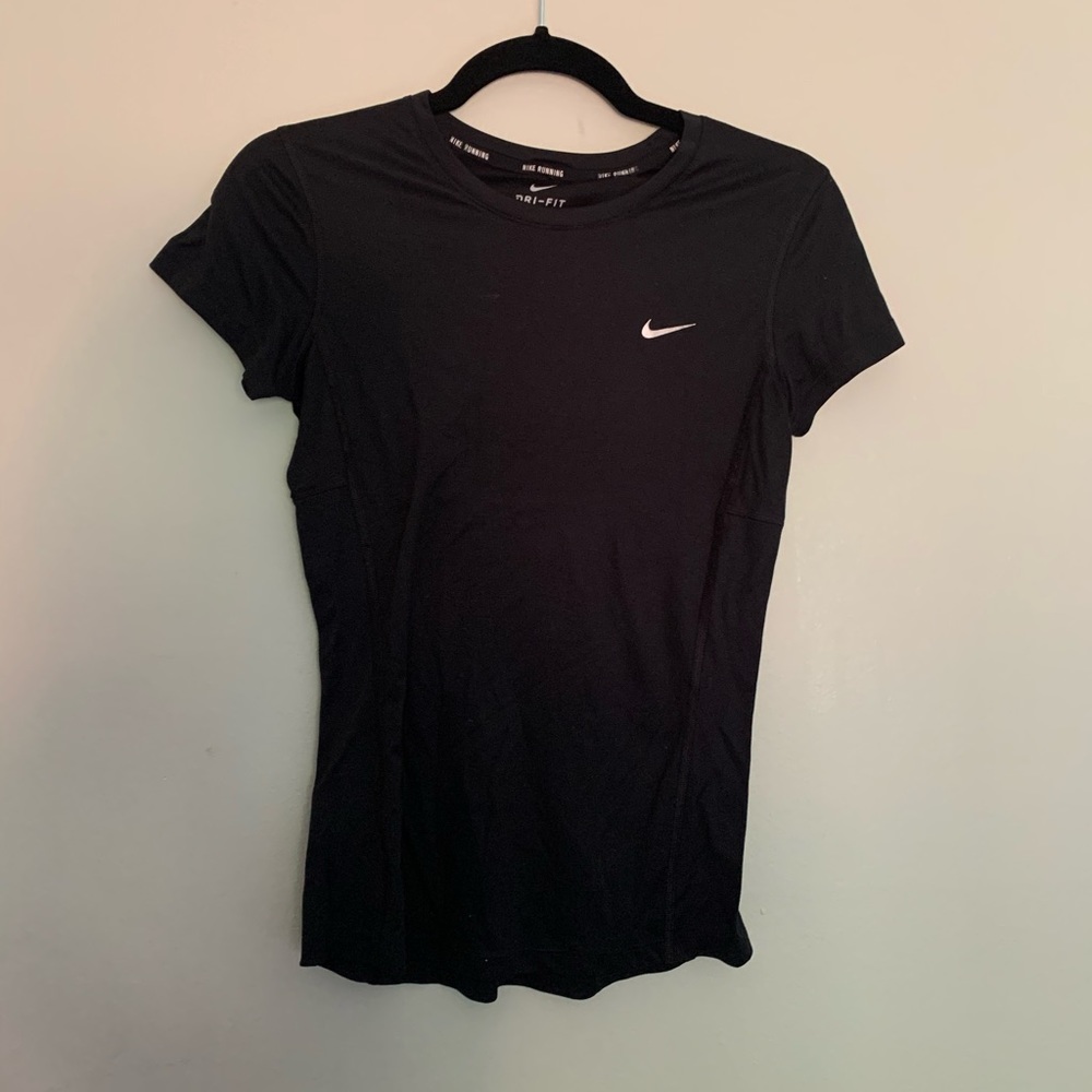 Black running T-shirt